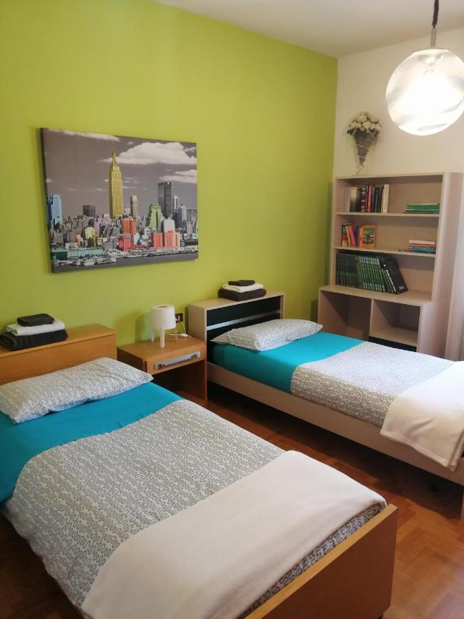 Casa Vacanze Donatella Carenno Bagian luar foto