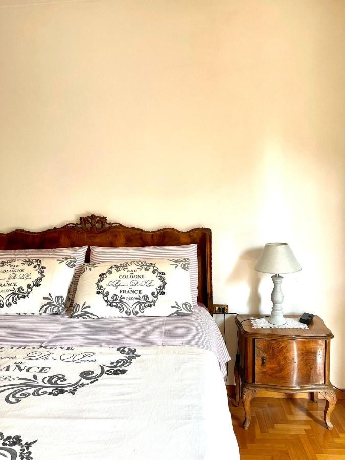 Casa Vacanze Donatella Carenno Bagian luar foto