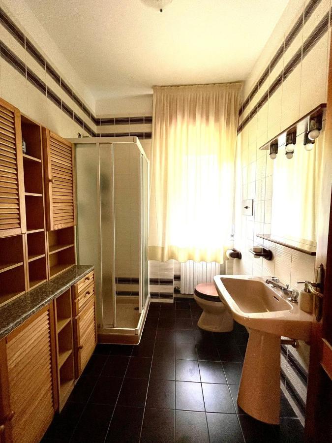 Casa Vacanze Donatella Carenno Bagian luar foto