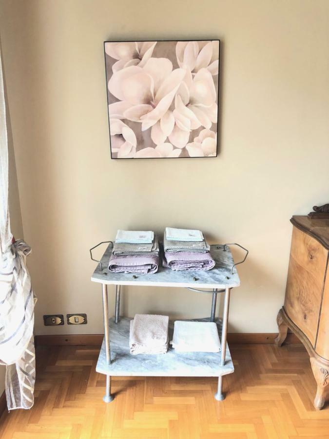 Casa Vacanze Donatella Carenno Bagian luar foto